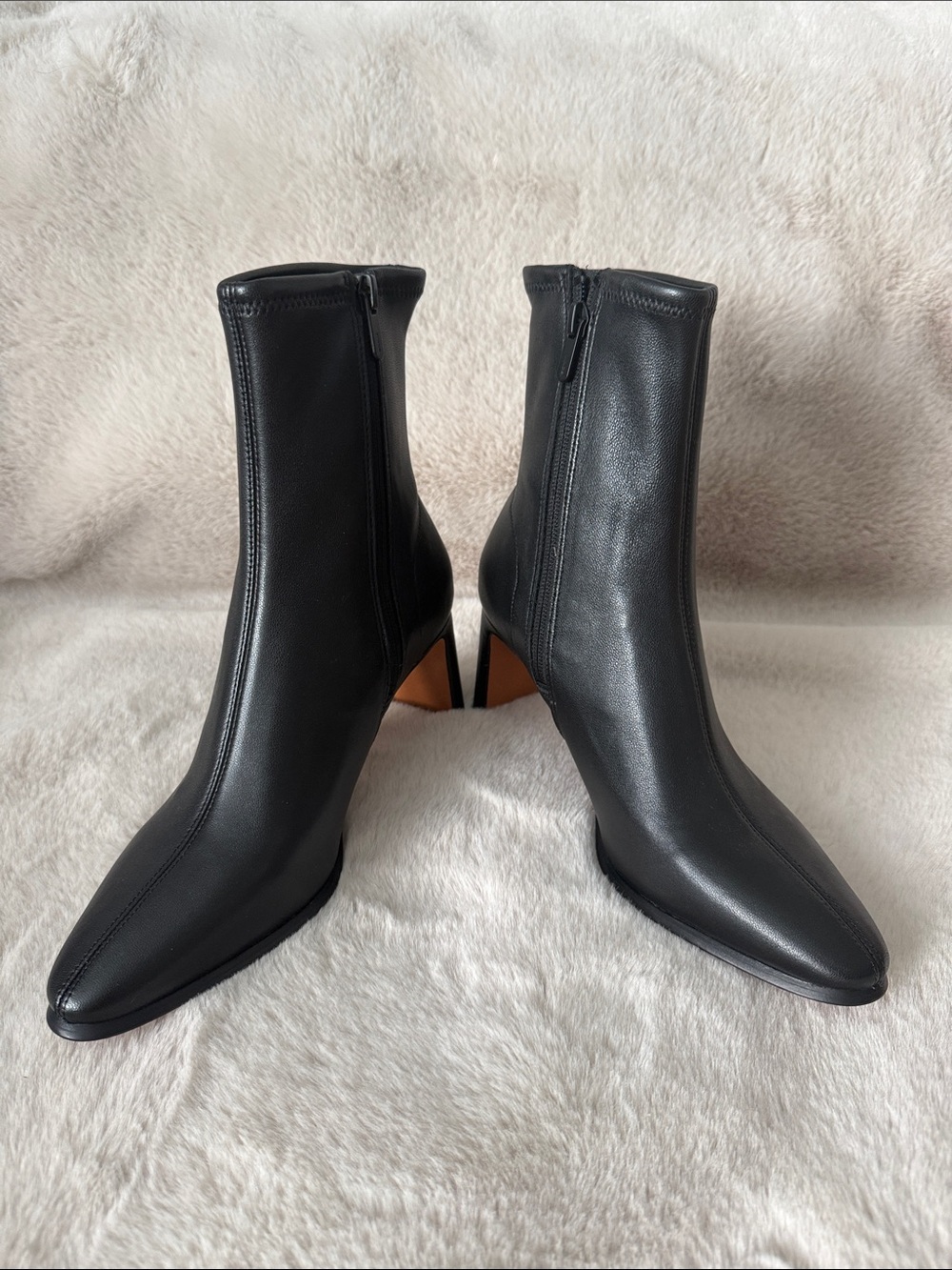 Vince Brock Black Pointed Toe Leather Ankle Boots - Picture 10 of 13
